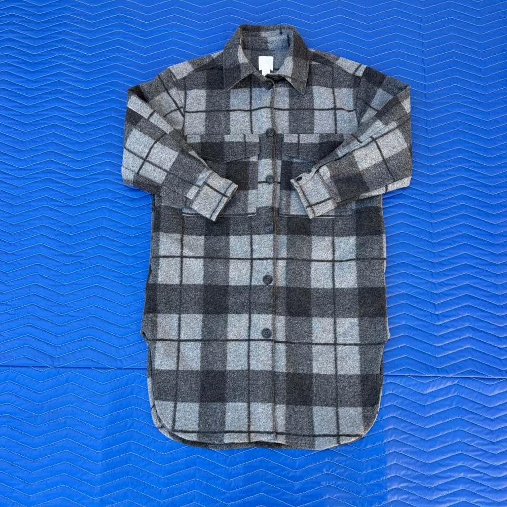 H&M 0986068 4 Womens Small Grey Plaid Longline Shacket Buttoned Oversized Jacket